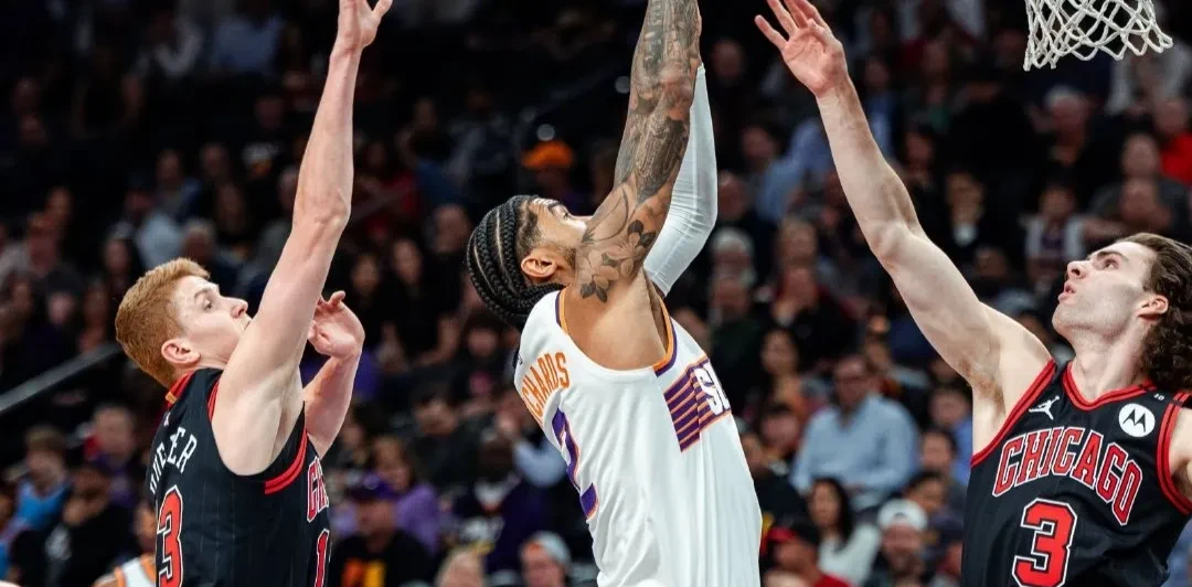 开云娱乐官网 -包含芝加哥公牛训练开放日,集结日绝杀压哨引欢呼,全明星赛在即,资深球员宣示担当的词条